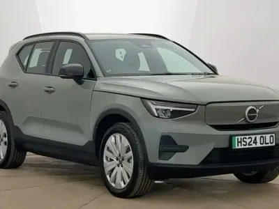 Used Volvo EX40 Core 175 kW (238 HP) 2024 Green SUV