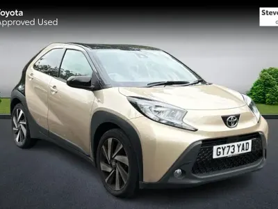 Used Toyota Aygo X 72 HP (52 kW) 2023 Beige SUV