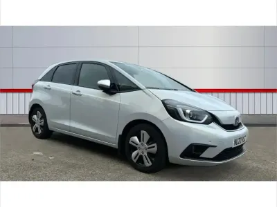 Used Honda Jazz Hybrid 109 HP (80 kW) 2020 White Hatchback