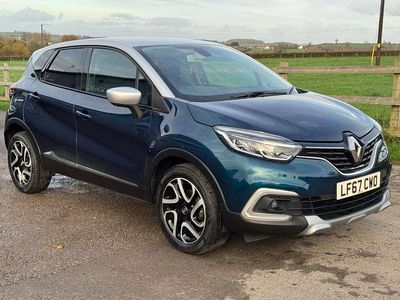 Blue/silver Used 2017 Renault Captur Dynamique SUV | £8,495 (Fair price)