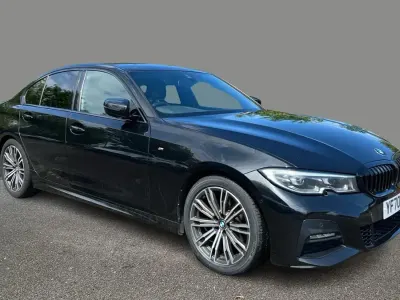 Usado BMW 320 M Sport 184 HP (135 kW) 2020 Preto Sedan