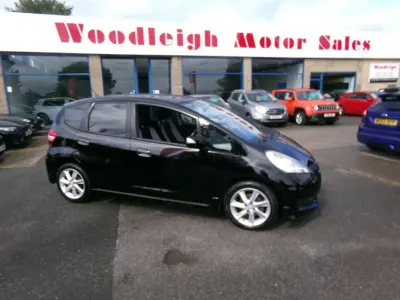 Used Honda Jazz SI 99 HP (72 kW) 2014 Black Hatchback