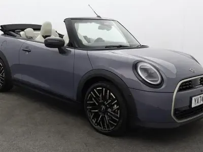 Novo Mini Cooper Cabriolet Exclusive 204 HP (150 kW) 2025 Cinzento Cabrios