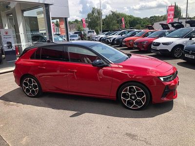 Used Vauxhall Astra GS Line 180 HP (132 kW) 2022 Red Hatchback