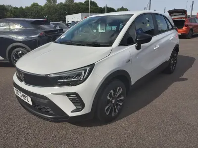 Used Vauxhall Crossland S 82 HP (60 kW) 2021 White SUV