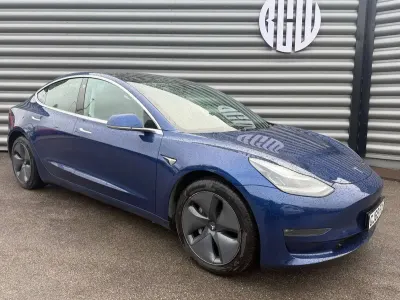Used Tesla Model 3 Standard Range 366 kW (498 HP) 2019 Blue Sedan