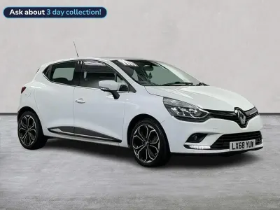 Used Renault Clio Iconic 2018 White Hatchback