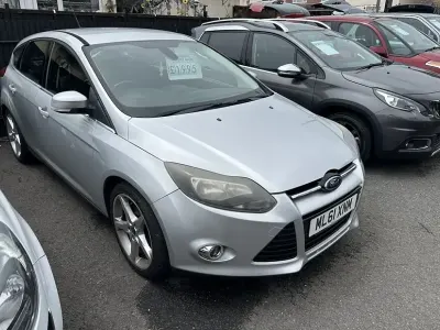 Used Ford Focus Titanium 125 HP (91 kW) 2011 Silver Hatchback