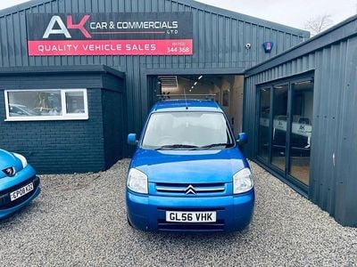 Used Citroën Berlingo 74 HP (54 kW) 2007 Blue MPV