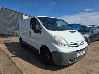 Used Nissan Primastar SE 115 HP (84 kW) 2011 White MPV