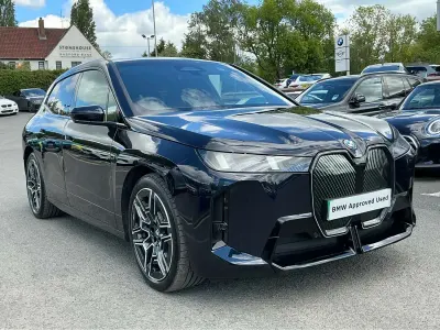 Usado BMW iX M Sport 300 kW (408 CV) 2026 Negro SUV