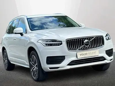 Used Volvo XC90 Momentum 235 HP (172 kW) 2022 White SUV