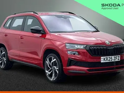 Gebraucht Skoda Karoq SportLine 110 PS (80 kW) 2025 Rot SUV