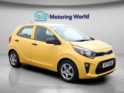 Used Kia Picanto 66 HP (48 kW) 2022 Yellow Hatchback