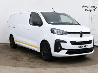 Used Citroën Dispatch 120 HP (88 kW) 2024 White MPV