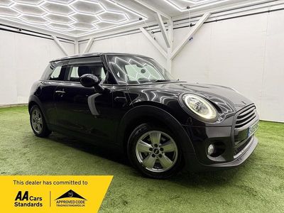 Used Mini Cooper Classic 2018 Black Hatchback