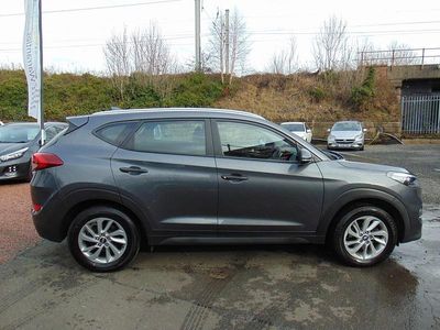 Gebraucht Hyundai Tucson SE 132 PS (97 kW) 2017 Grau SUV