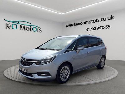 Second-hand Vauxhall Zafira 140 CP (102 kW) 2017 Argintiu Monovolum