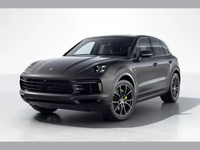 Usado Porsche Cayenne 456 CV (335 kW) 2023 Gris SUV