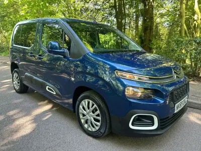 Second-hand Citroën Berlingo Feel 2019 Albastru Monovolum
