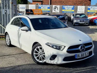 Used Mercedes A180 Executive 116 HP (85 kW) 2018 White Hatchback