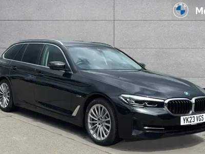 Used BMW 530e Comfort Edition 292 HP (214 kW) 2023 Black Estate