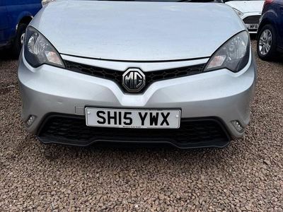Used MG MG3 150 HP (110 kW) 2015 Silver Hatchback
