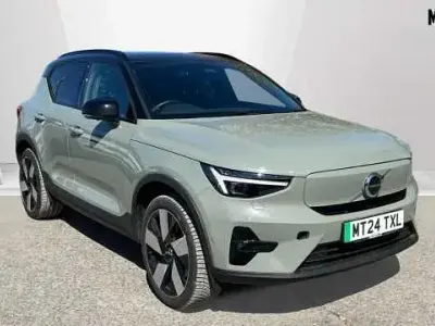 Usado Volvo XC40 Ultimate 175 kW (238 CV) 2024 Verde SUV