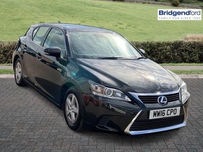 Lexus CT200h