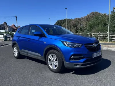 Used Vauxhall Grandland X 130 HP (95 kW) 2018 Blue SUV