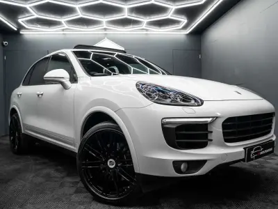 Usado Porsche Cayenne Platinum Edition 262 HP (192 kW) 2016 Branco SUV