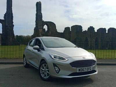 Used Ford Fiesta Zetec 100 HP (73 kW) 2018 Silver Hatchback