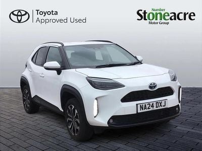 Used Toyota Yaris Cross Design 113 HP (83 kW) 2024 White SUV