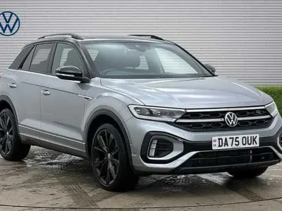 Usado VW T-Roc Black Edition 150 HP (110 kW) 2025 Prateado SUV