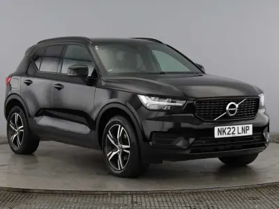 Usado Volvo XC40 R-Design 161 HP (118 kW) 2022 Preto SUV