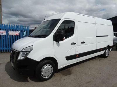 Nissan NV400