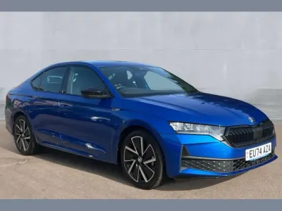 Used Skoda Octavia SportLine 147 HP (108 kW) 2024 Blue Hatchback
