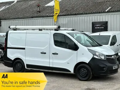 Used Vauxhall Vivaro S 2017 White