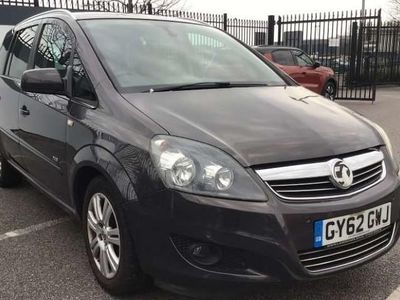 Used Vauxhall Zafira Design Edition 120 HP (88 kW) 2012 Grey MPV