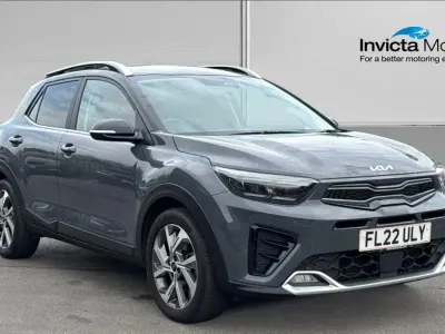 Usado Kia Stonic GT-Line S 118 CV (86 kW) 2022 Gris SUV