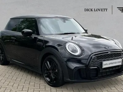 Used Mini Cooper Hatch 134 HP (98 kW) 2024 Black Hatchback
