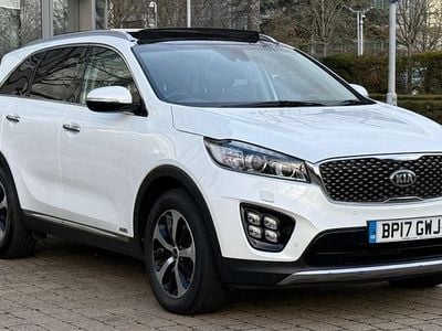 White Used 2017 Kia Sorento SUV | £10,890 (Super price)
