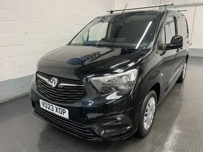 Used Vauxhall Combo S 100 HP (73 kW) 2023 Black MPV