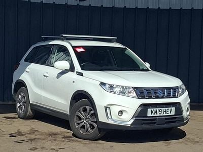 Second-hand Suzuki Vitara SZ4 111 CP (81 kW) 2019 Alb SUV
