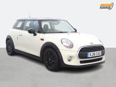 Used Mini Cooper D Chili 116 HP (85 kW) 2016 White Hatchback