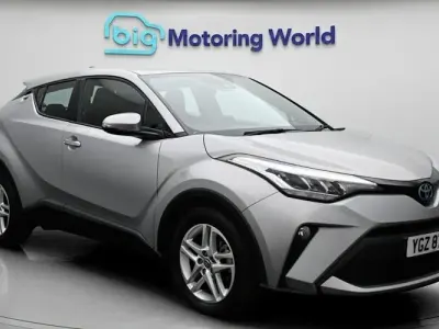 Second-hand Toyota C-HR 122 CP (89 kW) 2023 SUV
