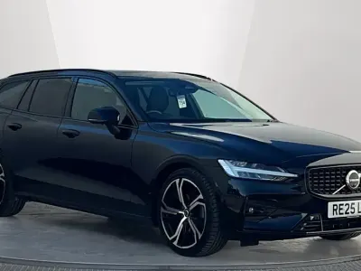 Used Volvo V60 Ultra 197 HP (144 kW) 2025 Black Estate