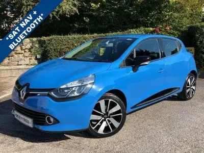 Begagnad Renault Clio IV Dynamique 90 HK (66 kW) 2014 Blå Halvkombi