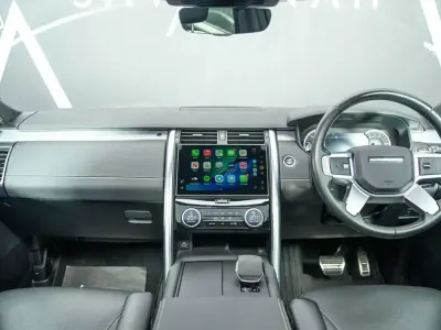 Used Land Rover Discovery SE Dynamic 2022 Black SUV