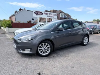 Używany Ford Focus Titanium 2017 Szary Hatchback